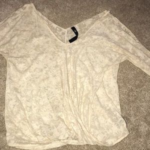 Jessica Simpson 3/4 length sleeve top